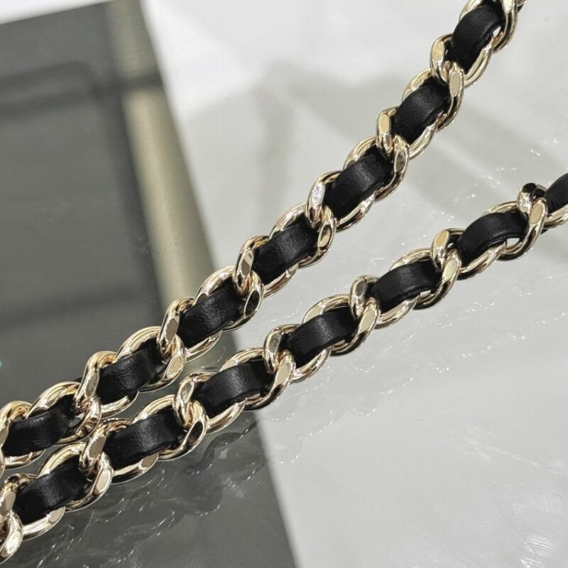 Replica CHANEL 23 Patent Box Bag - authentic-look luxury purse replica