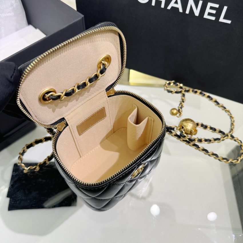 Replica CHANEL 23P Lipstick Ball Black - ultra-realistic fake designer tote