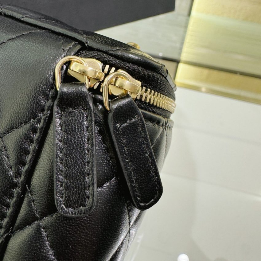 Replica CHANEL 23P Lipstick Ball Black - 1:1 designer replica handbag