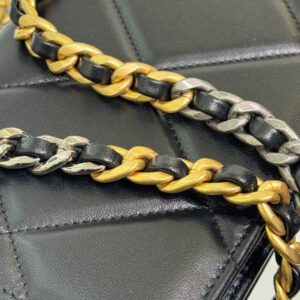 Replica CHANEL 19 Wallet on Chain Black - best quality luxury bag dupe