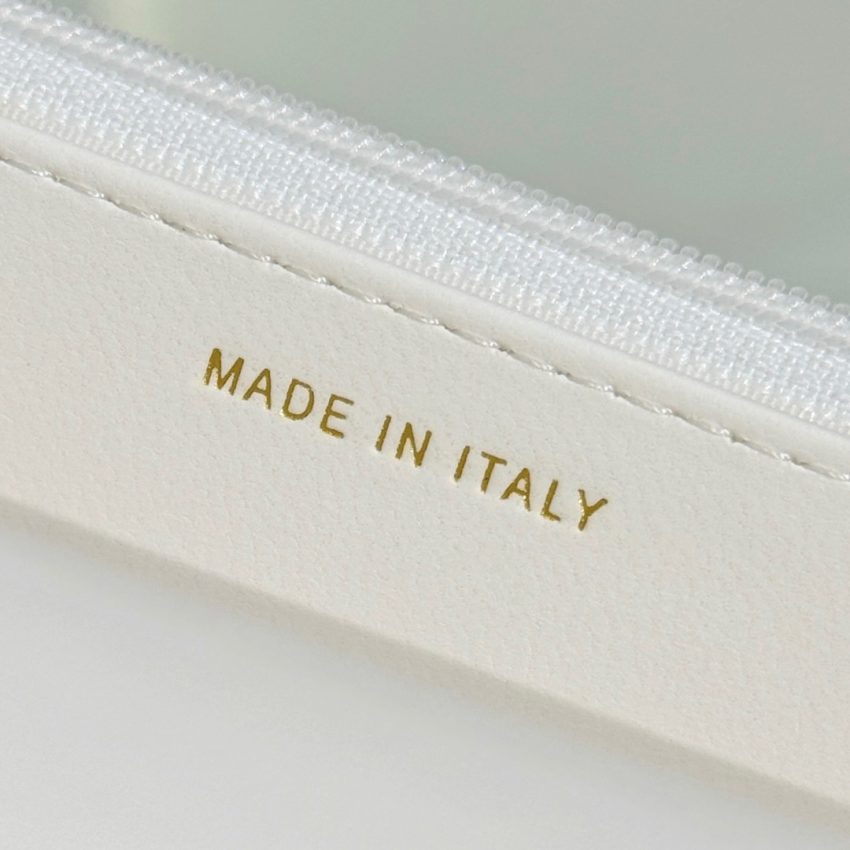 Replica CHANEL 19 Wallet on Chain White - ultra-realistic fake designer tote