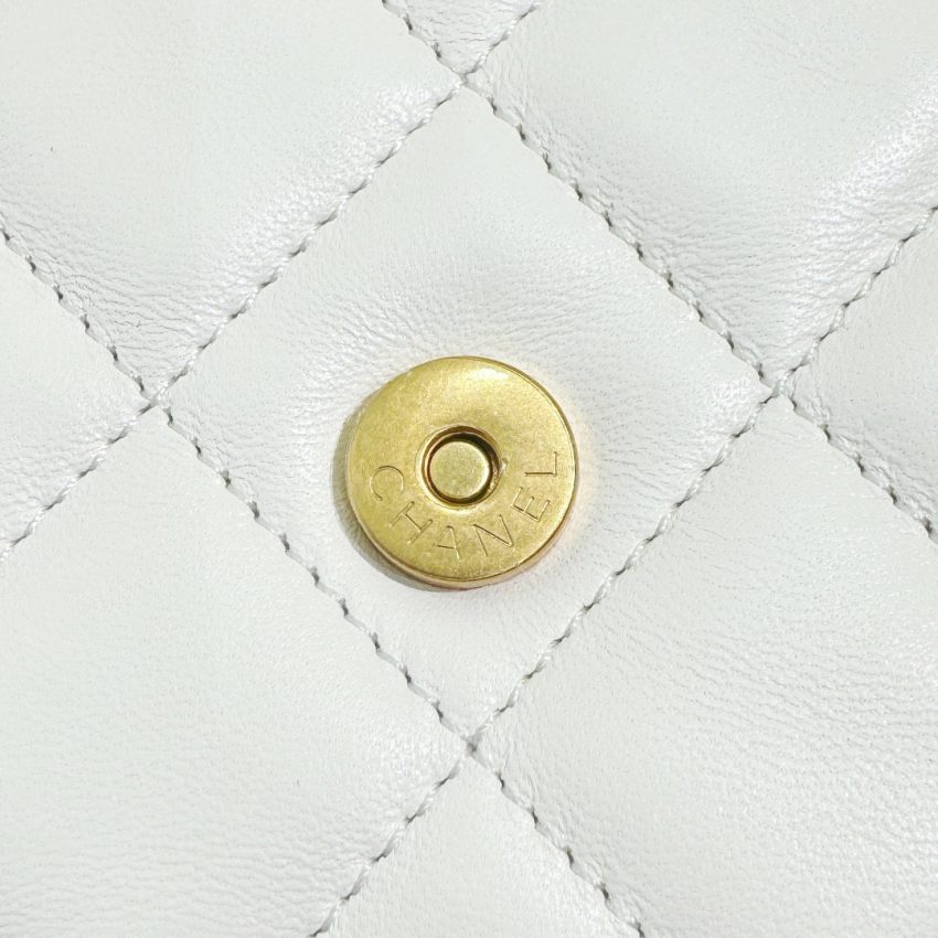Replica CHANEL 24c Baguette Bag White - top-tier luxury replica shoulder bag
