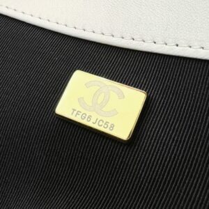 Replica CHANEL 24c Baguette Bag White - near-authentic luxury replica handbag