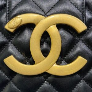 Replica CHANEL 24c Round Shoulder Bag Black - best quality luxury bag dupe