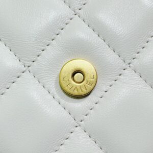 Replica CHANEL 24c Round Shoulder Bag White - top-tier luxury replica shoulder bag
