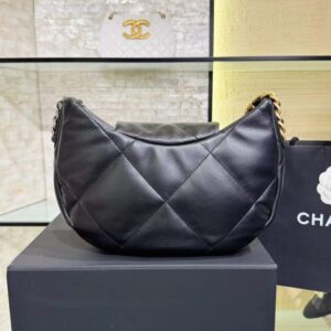 Replica CHANEL 24c Half Moon Bag - ultra-realistic fake designer tote