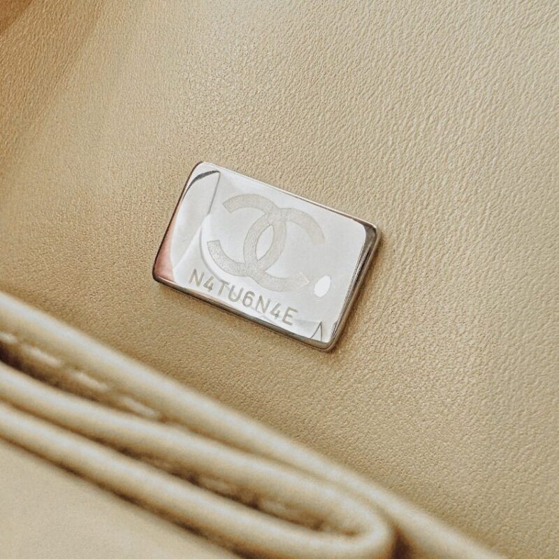 Replica CHANEL Classic Flap 23cm Apricot - authentic-look luxury purse replica
