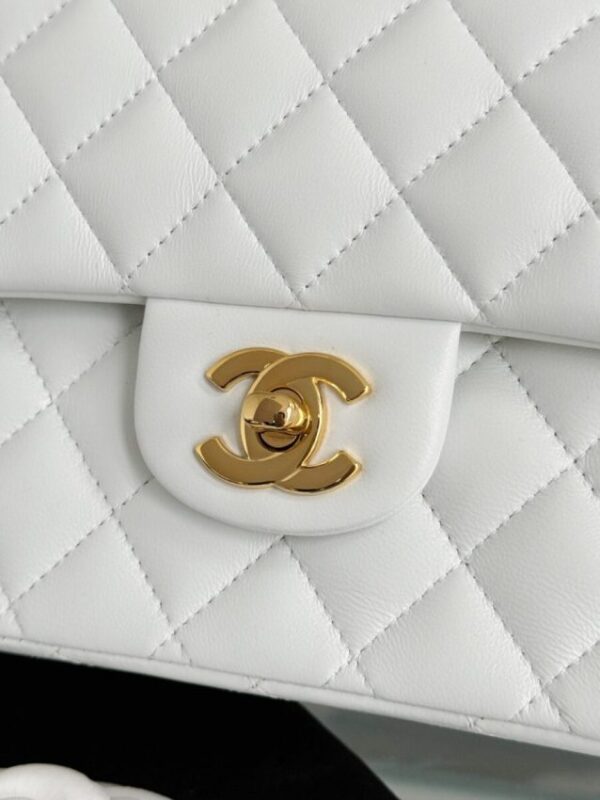 Replica CHANEL Classic Flap 25cm White - realistic designer-inspired fake bag