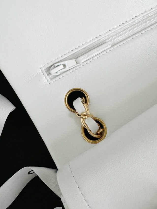 Replica CHANEL Classic Flap 25cm White - elite superclone designer purse