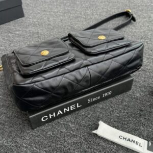 Replica CHANEL 24p Postman Bag Small Black - authentic-look luxury purse replica