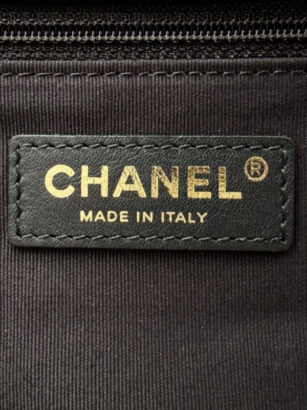 Replica CHANEL 24p Postman Bag Small Black - premium-grade designer purse dupe