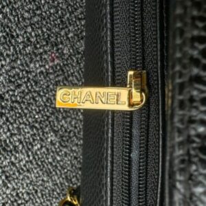 Replica CHANEL Classic Flap 20cm Black Caviar - high-end fake designer purse