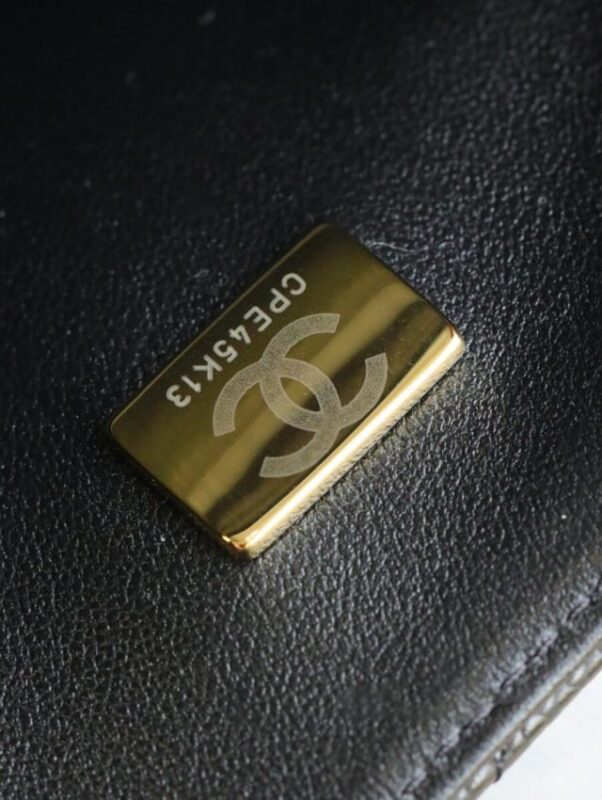 Replica CHANEL Classic Flap 17cm Gold - top-rated replica designer bag