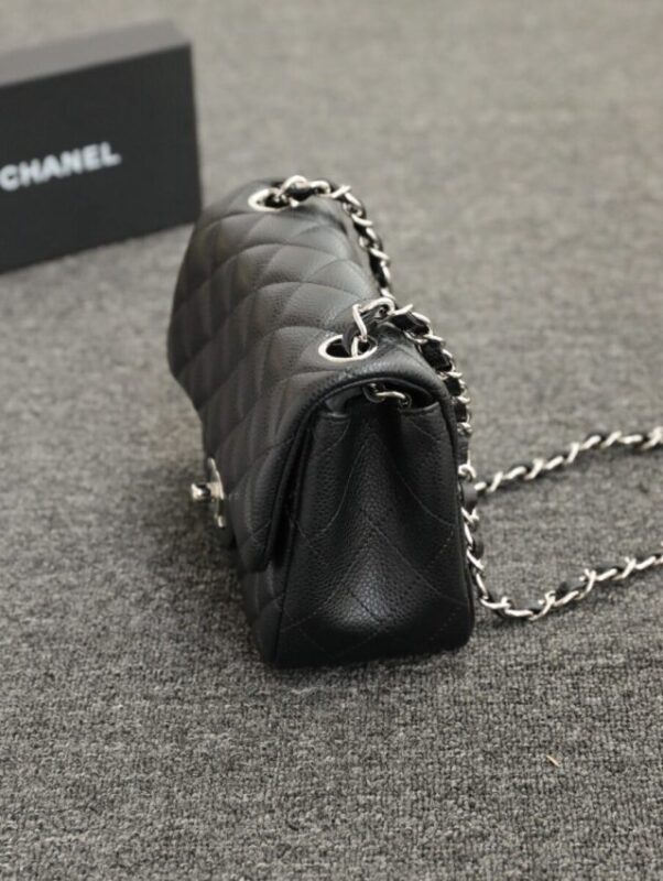 Replica CHANEL Classic Flap 17cm Silver - high-quality designer bag clone