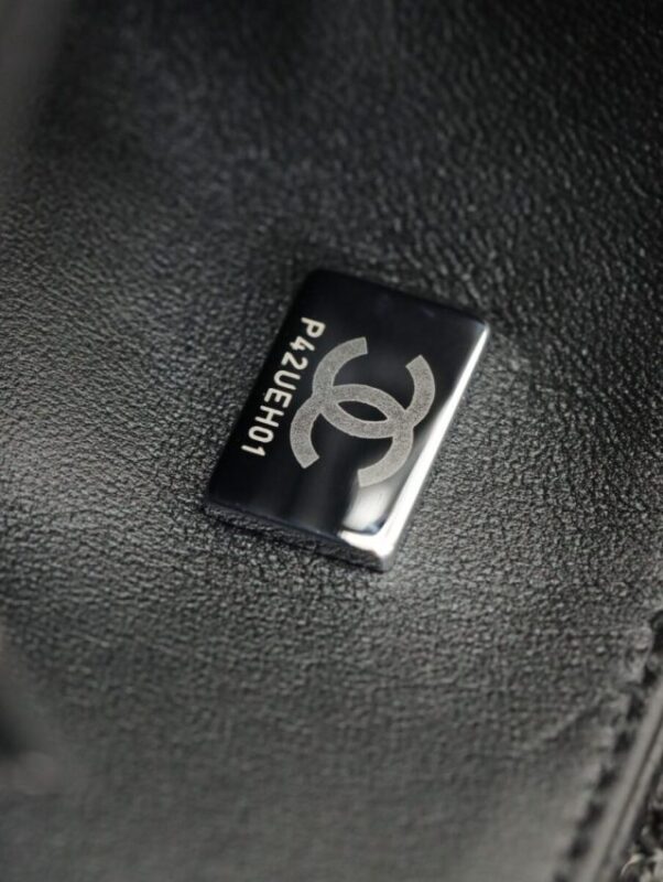 Replica CHANEL Classic Flap 17cm Silver - near-authentic luxury replica handbag