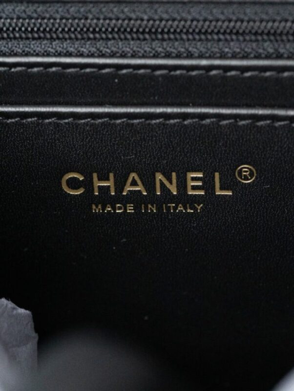 Replica CHANEL 24p Tweed Black and White - near-authentic luxury replica handbag