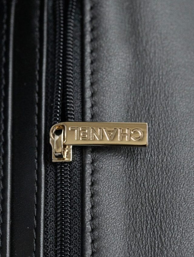 Replica CHANEL 24p Tweed Black and White - 1:1 designer replica handbag