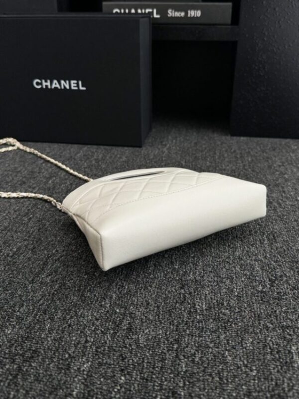 Replica CHANEL 24s Mini Horizontal White - high-end fake designer purse