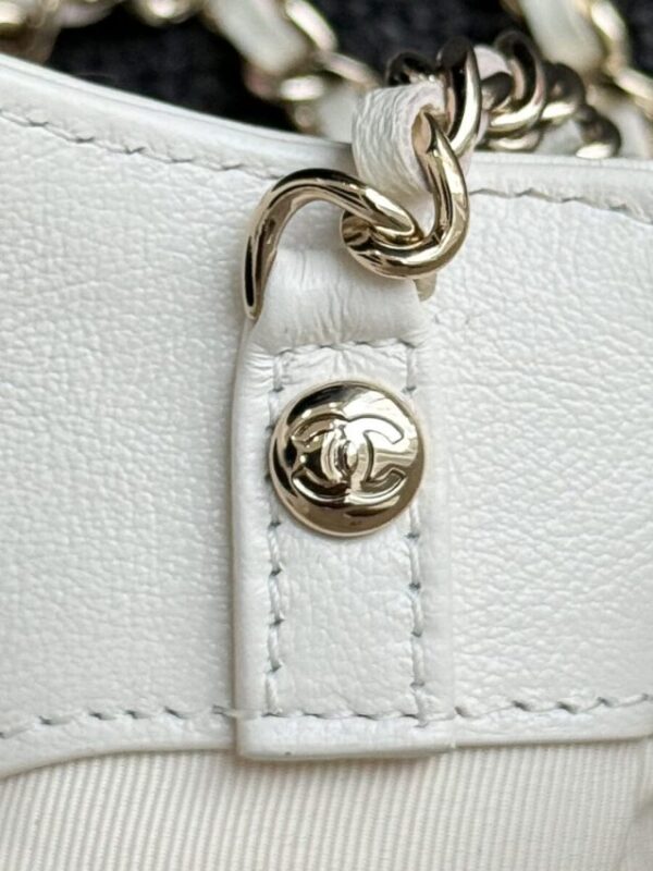 Replica CHANEL 24s Mini Horizontal White - realistic designer-inspired fake bag