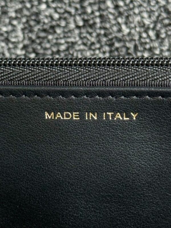 Replica CHANEL 24s Double Pearl Woc Black - premium-grade designer purse dupe