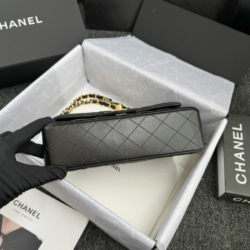 Replica CHANEL Classic Flap 23cm Black - premium-grade designer purse dupe