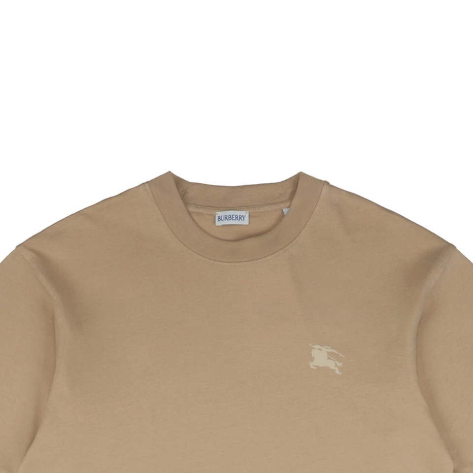 BBry Back Circle Equestrian Knight Print T-shirt