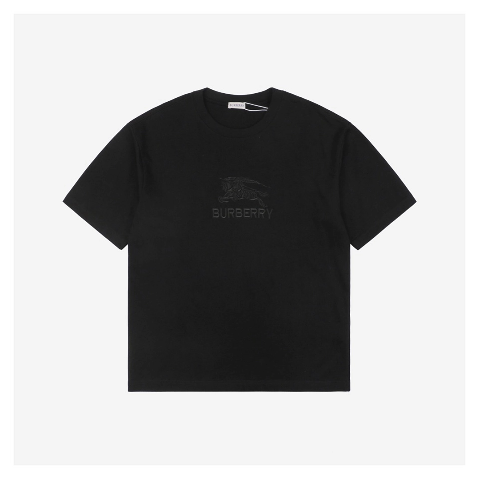 BBry Equestrian Knight Embroidered T-shirt