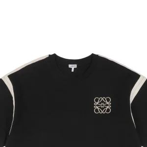 L Woven Floral Patch Embroidery T-shirt Black