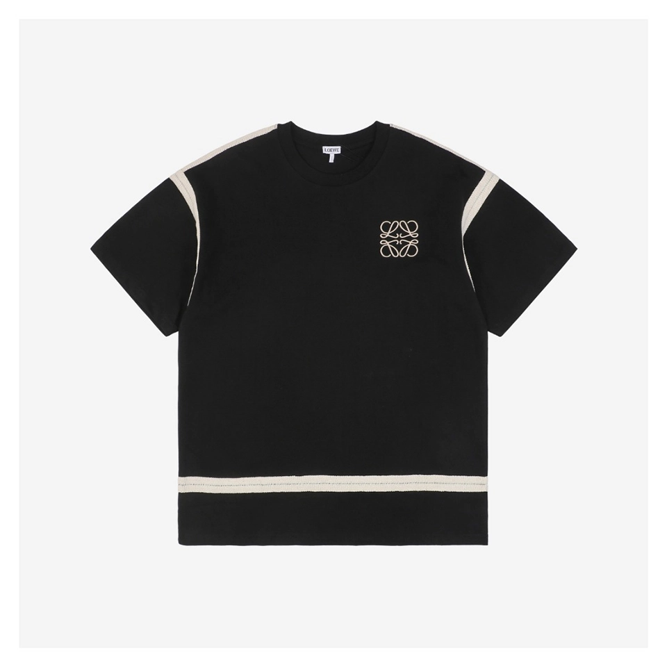 L Woven Floral Patch Embroidery T-shirt