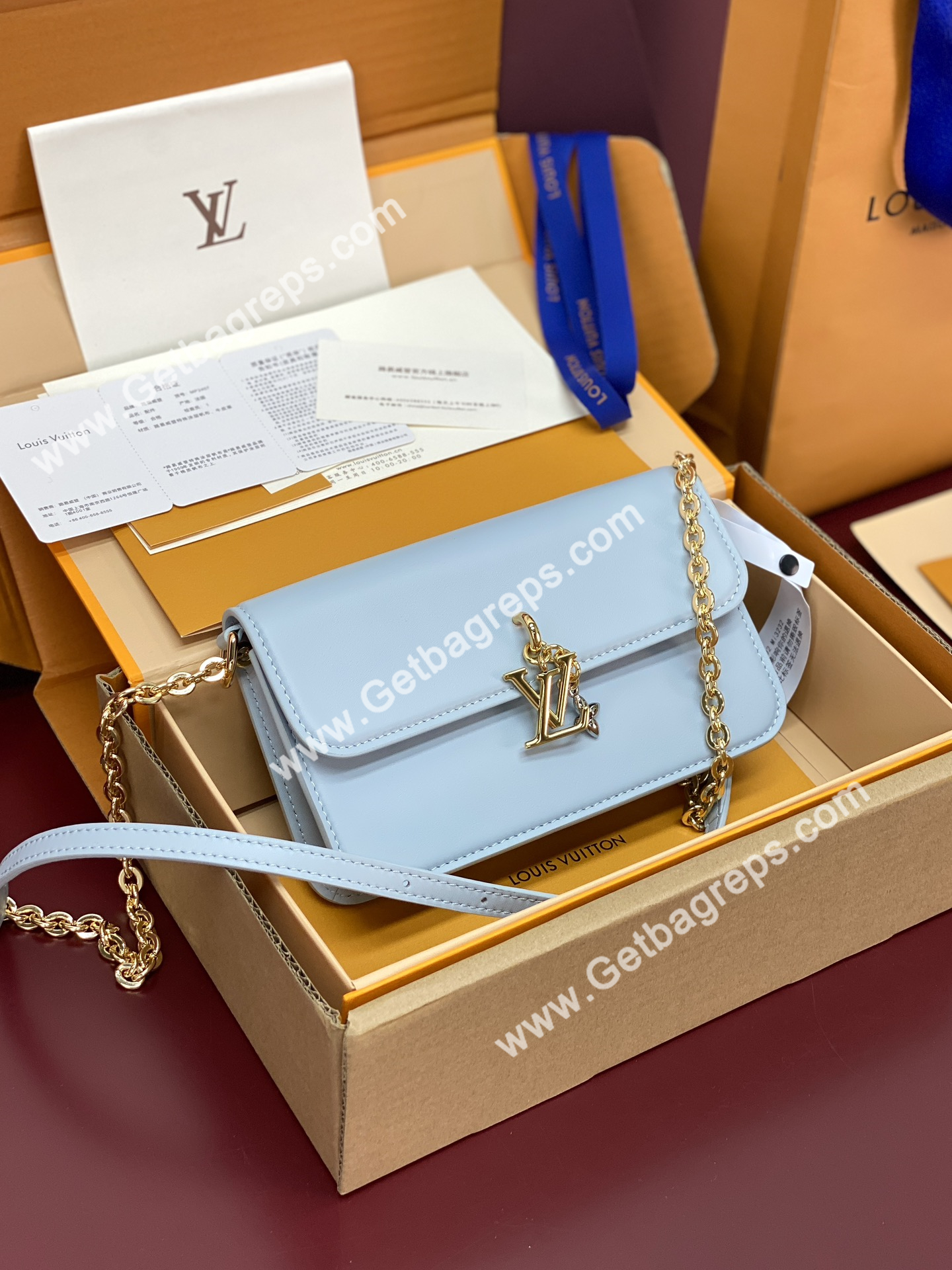 Louis-Vuitton-M14547-Wallet-On-Chain-LV-Bloom-LOUIS-VUITTON-Azure-Blue.jpg