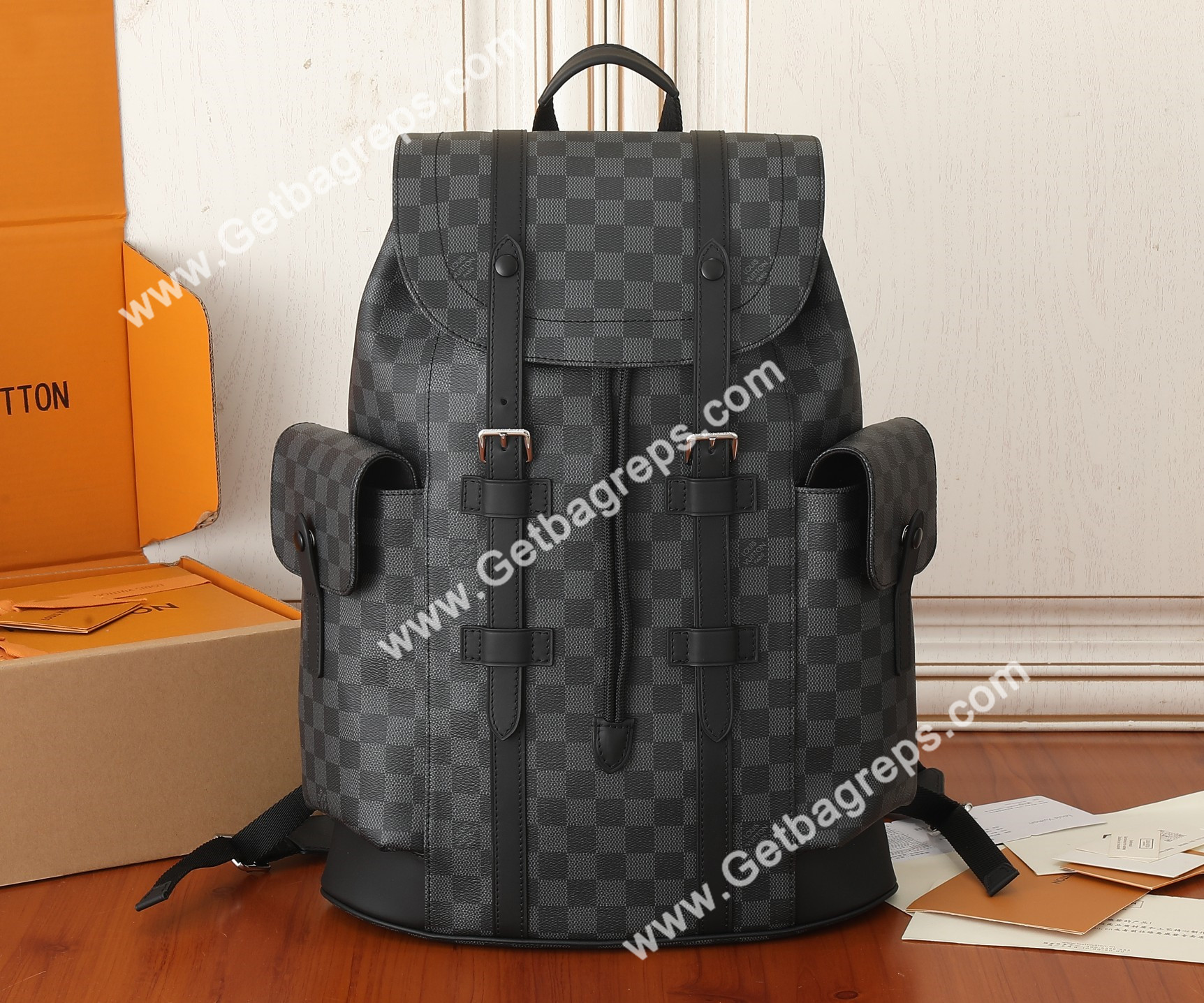 Louis-Vuitton-N41379-Christopher-MM-Backpack-.jpg