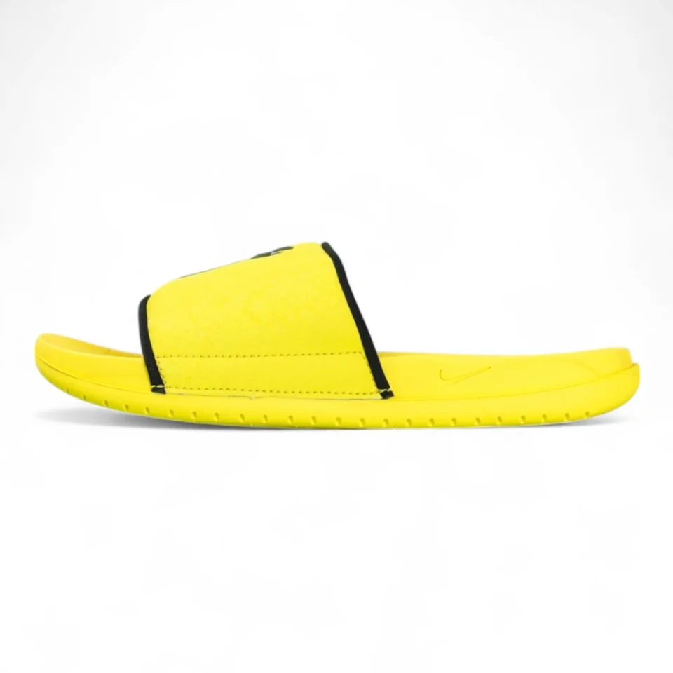 Nike Kobe Offcourt Slide ‘Lightning’