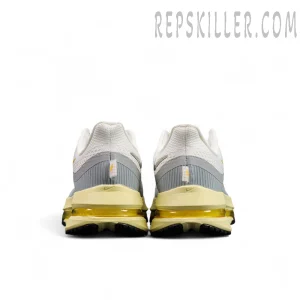Nike Pegasus Premium Road Running Shoes Yellow3.jpg