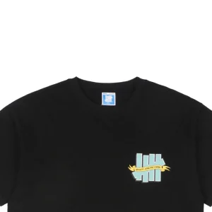 UNDEFEATED Ribbon Letter Print T-shirt Black