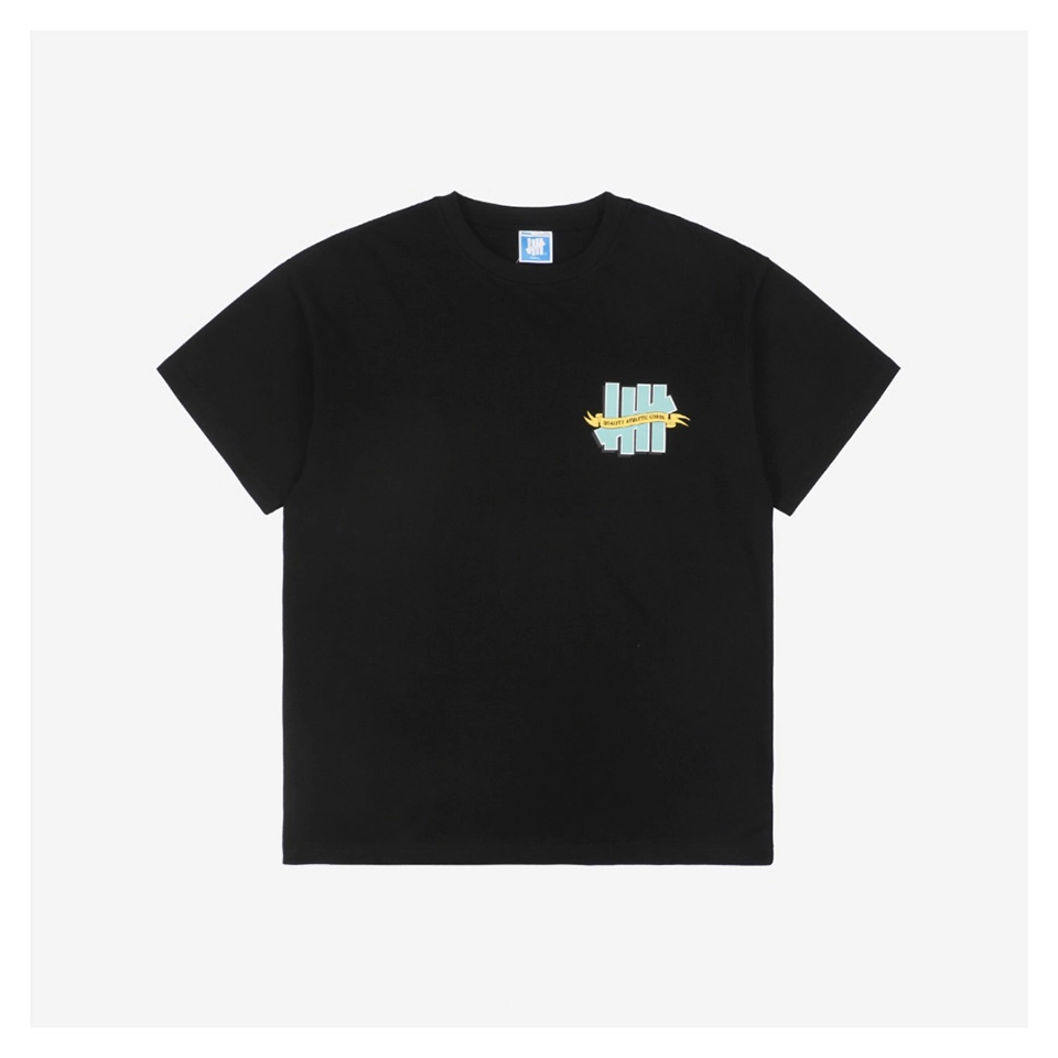 UNDEFEATED Ribbon Letter Print T-shirt Black