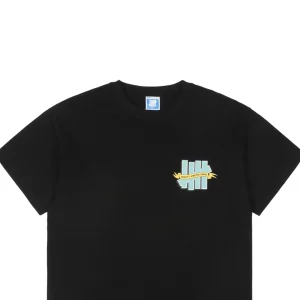 UNDEFEATED Ribbon Letter Print T-shirt Black