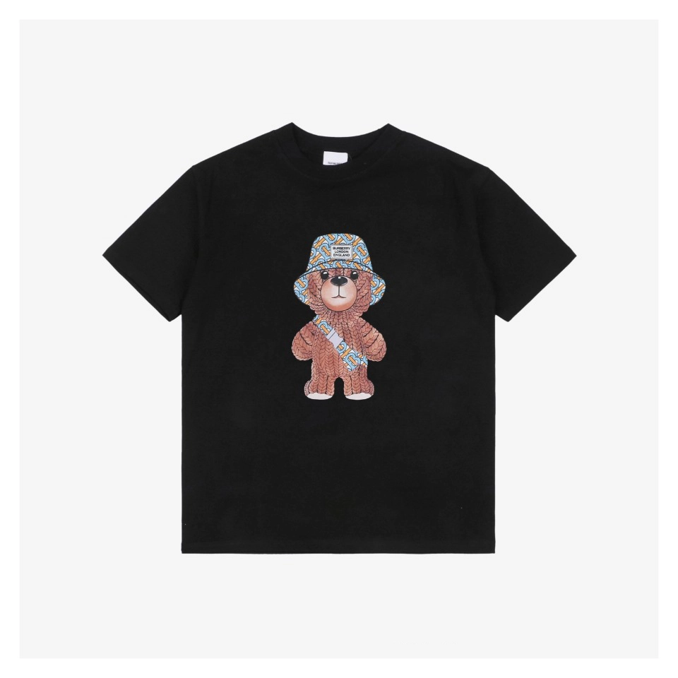 BBry Crossbody Bear Graphic Print T-shirt