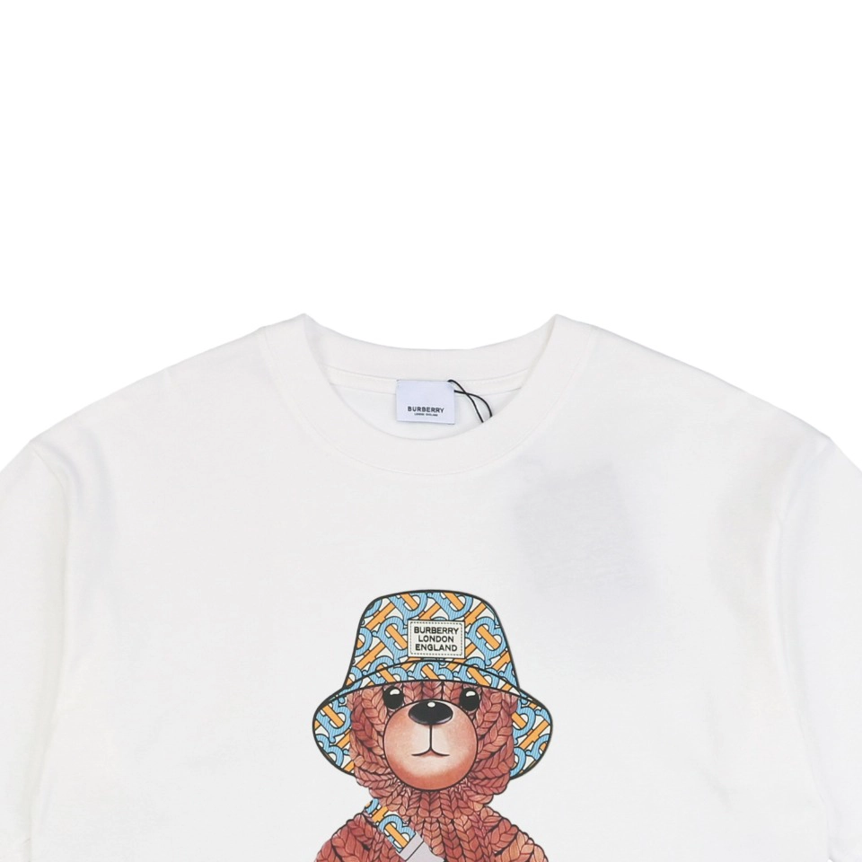 BBry Crossbody Bear Graphic Print T-shirt White