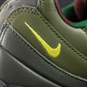 Corteiz x Nike Air Max 95 “Gutta Green”9