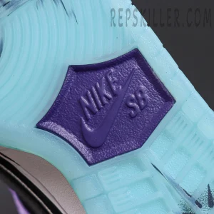 Hayley Wilson x Nike Dunk Low SB 'Court Purple'15