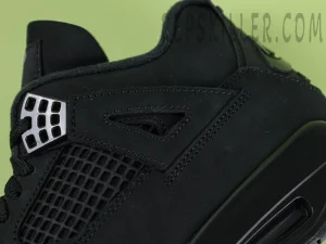 Jordan 4 Retro 'Black Cat' 202510