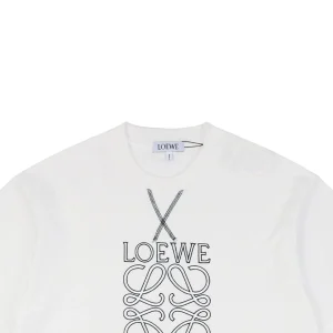 L Letter Logo Embroidered T-shirt1.jpeg