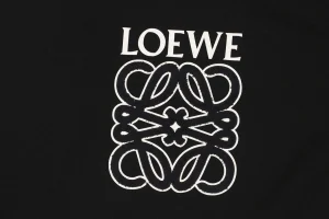 L Silicone Logo Towel Embroidery T-shirt5.jpeg