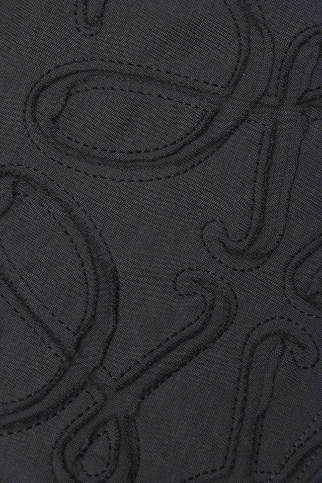 L Sleeve Logo Patch Embroidered T-shirt18.jpeg