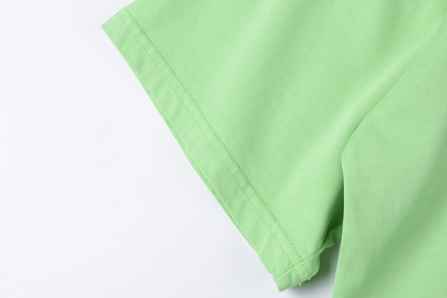 Sp5der Green Star Logo Worldwide Graphic T-shirt2