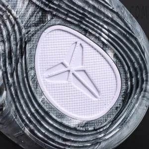 Kobe 9 EM Protro 'Mambacita'1