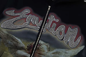 Mixed Emotion Angel Graphic Zip Black Hoodie10