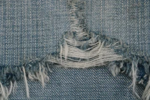 Saint Michael Distressed Paint-Splattered Carpenter Denim Shorts5.jpeg