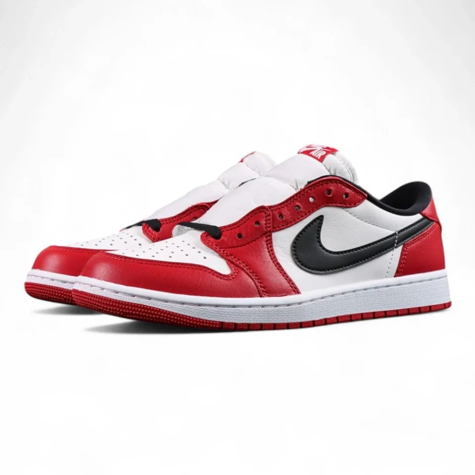 Air Jordan 1 Retro Low OG 'Chicago' 2025