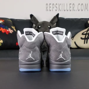 Air Jordan 5 Retro ‘Wolf Grey’ 2026 back view of padded collars with AIR JORDAN tag